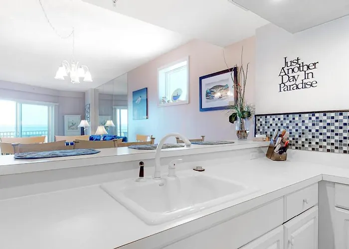 Holiday home Playa Flamingo 308